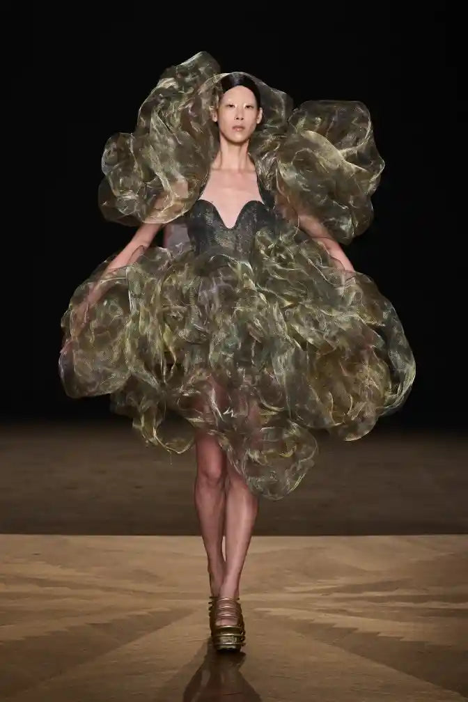 Iris van Herpen - Inniverse