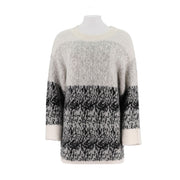 Round Neck Contrasting Loose Fit Pullover