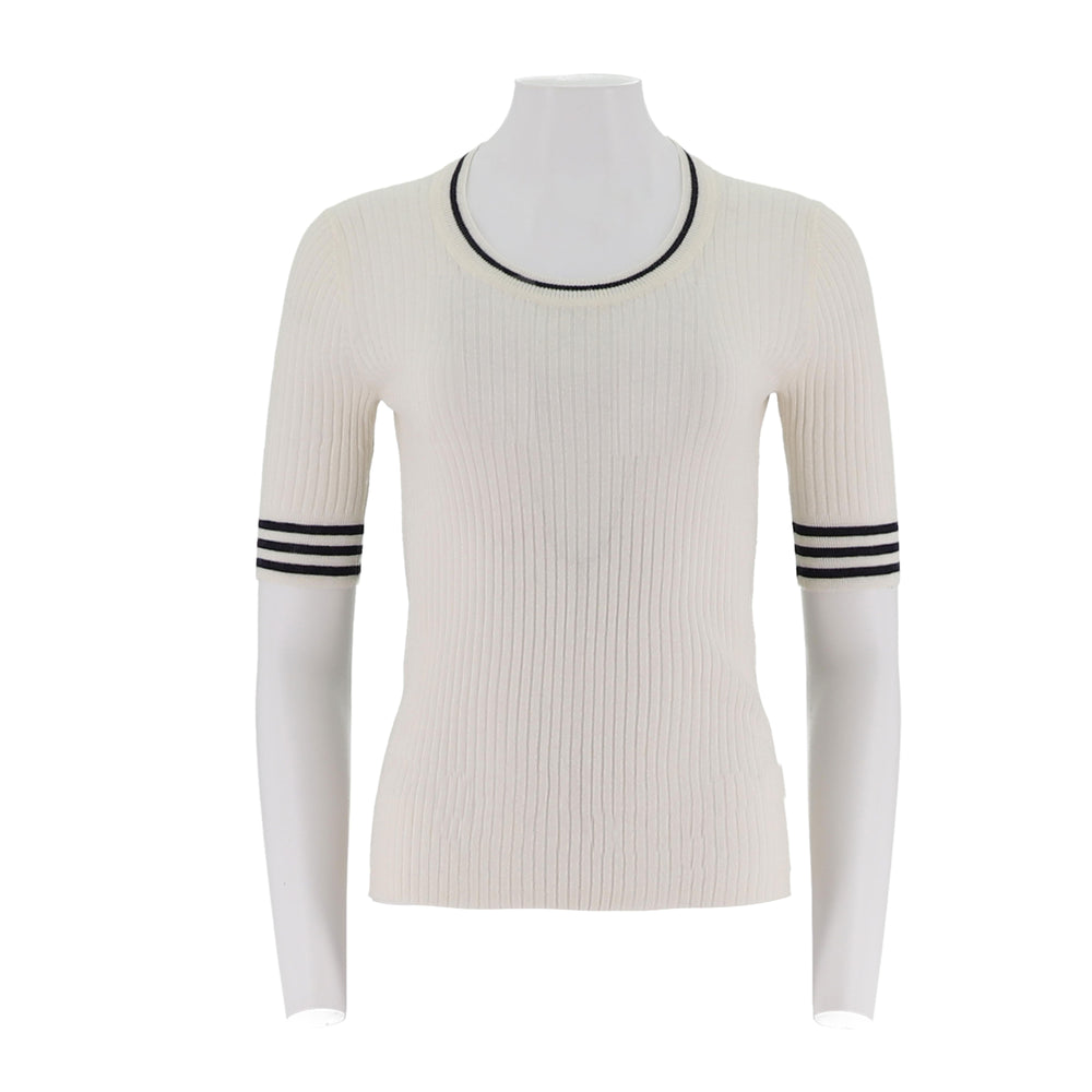 Round Neck Lightweight Knitted Pullover Sweater