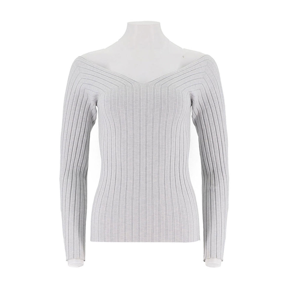 Slim Fit Long Sleeved V-Neck Pullover