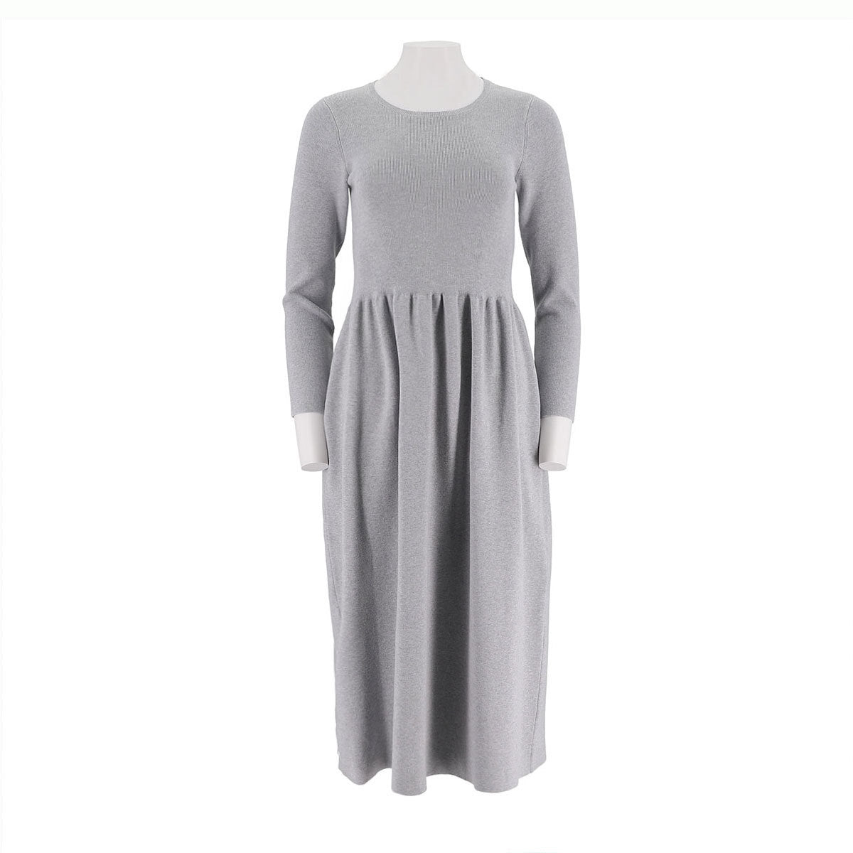 Round Neck Slim Fit Pleated Dress