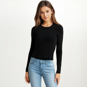 Women'S Round Neck Long Sleeved Pullover