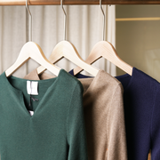 Small V-Neck Knitted Pullover Sweater